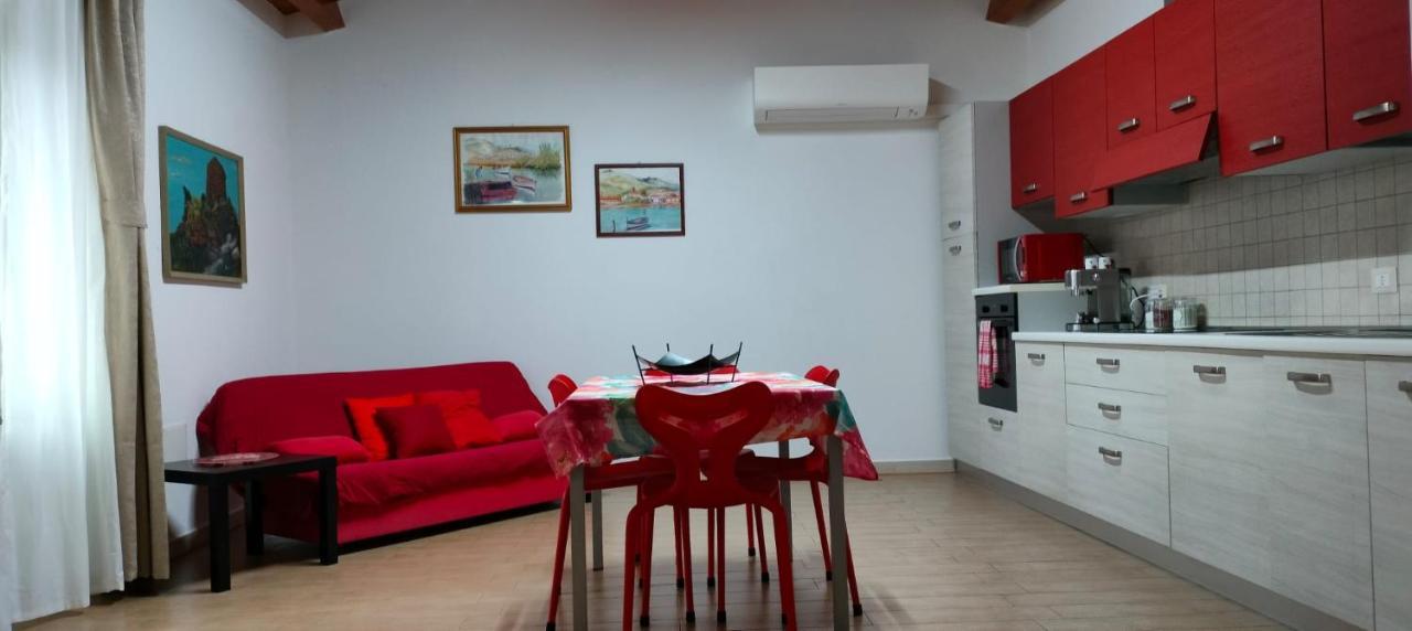 Perdanoa - Appartamenti Ghilarza Dış mekan fotoğraf