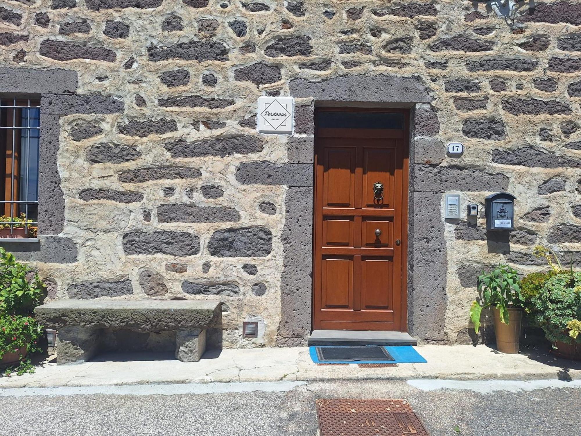 Perdanoa - Appartamenti Ghilarza Dış mekan fotoğraf